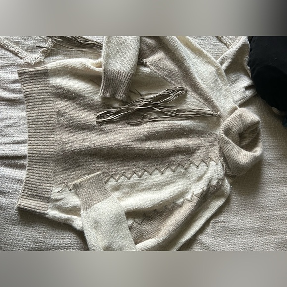 Vtg Silk Angora Sweater, Fringe, Pull Over, Turtle Neck, Soft Knit, Faux Suede - Picture 5 of 14